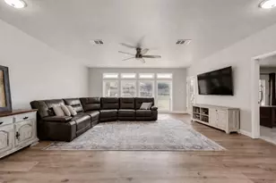 209 N Remuda Ct, Fort Worth, TX 76108 - Photo 12