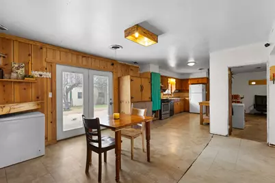 705 Pillar St, Bowie, TX 76230 - Photo 8