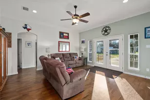 2122 Tower Dr, Moody, TX 76557 - Photo 12