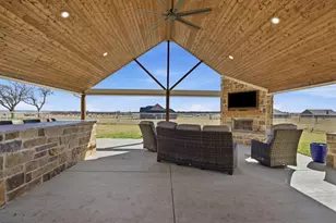 617 Co Rd 3341, Paradise, TX 76073 - Photo 22