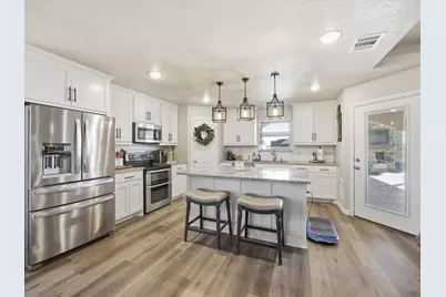 617 County Road 3341, Paradise, TX 76073 - Photo 8