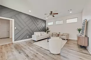 912 Lamp Post Ln, Argyle, TX 76226 - Photo 10