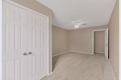 913 W Rochelle Road, Irving, TX 75062 - Photo 28