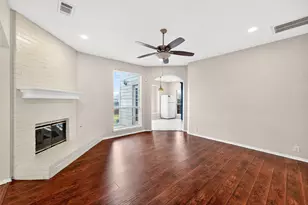 2124 Newport Dr, Flower Mound, TX 75028 - Photo 4