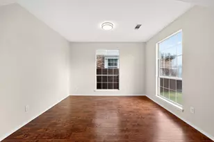 2124 Newport Dr, Flower Mound, TX 75028 - Photo 8