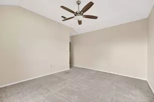 2124 Newport Dr, Flower Mound, TX 75028 - Photo 18