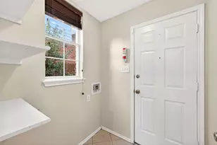 2124 Newport Dr, Flower Mound, TX 75028 - Photo 14