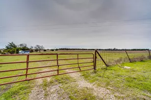 901 Hoyt Rd, Waxahachie, TX 75167 - Photo 30