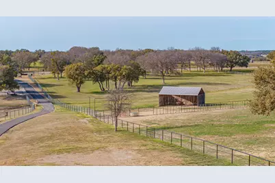 221 Silver Spur, Weatherford, TX 76087 - Photo 38