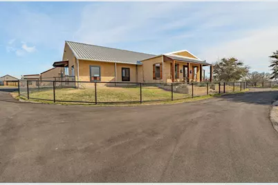 221 Silver Spur, Weatherford, TX 76087 - Photo 4