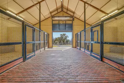 221 Silver Spur, Weatherford, TX 76087 - Photo 12