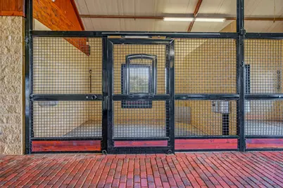 221 Silver Spur, Weatherford, TX 76087 - Photo 12