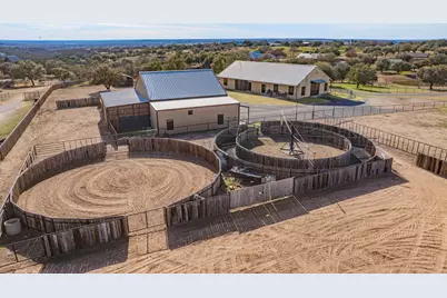 221 Silver Spur, Weatherford, TX 76087 - Photo 30