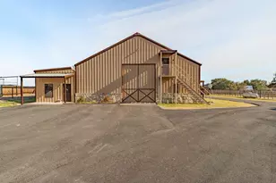 221 Silver Spur, Weatherford, TX 76087 - Photo 22