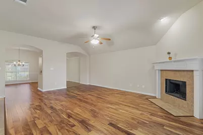 813 Honey Hill Drive, Garland, TX 75040 - Photo 6