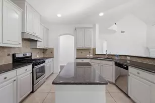 324 Enid Dr, Lewisville, TX 75056 - Photo 12