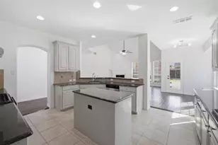 324 Enid Dr, Lewisville, TX 75056 - Photo 12
