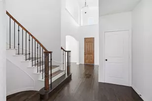 324 Enid Dr, Lewisville, TX 75056 - Photo 6