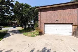 5501 Bradley Ct, Arlington, TX 76017 - Photo 4