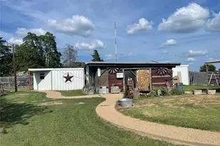 1116 Navarro, Mart, TX 76664 - Photo 18