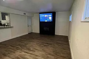 140 Doe Run Rd, Mabank, TX 75156 - Photo 2