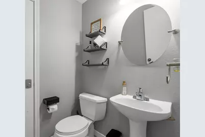 6920 Clark Vista Drive, Dallas, TX 75236 - Photo 32