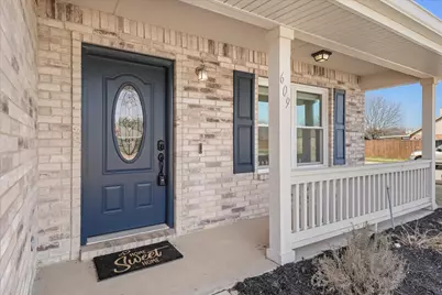 609 Fox Hunt Trail, Fort Worth, TX 76179 - Photo 2