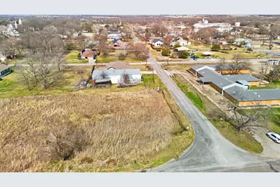 202 Pine Street, Whitewright, TX 75491 - Photo 14