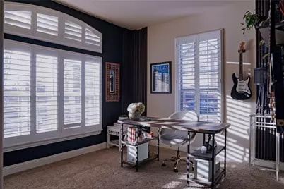 10612 Steinbeck Court, Irving, TX 75063 - Photo 10