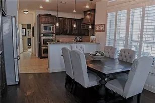 10612 Steinbeck Ct, Irving, TX 75063 - Photo 6