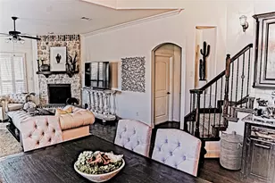 10612 Steinbeck Ct, Irving, TX 75063 - Photo 1