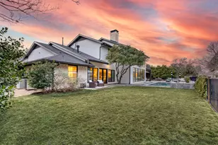 5929 Club Oaks Dr, Dallas, TX 75248 - Photo 38