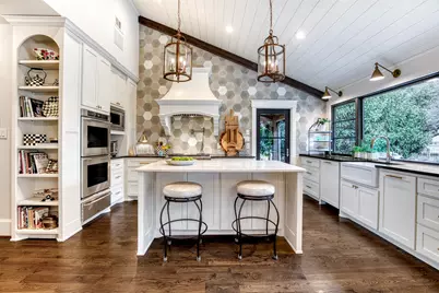 5929 Club Oaks Drive, Dallas, TX 75248 - Photo 4