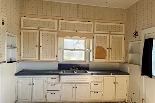 317 Scullin, Denison, TX 75020 - Photo 8