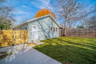 5914 Victor St, Dallas, TX 75214 - Photo 30