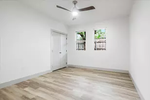 5914 Victor St, Dallas, TX 75214 - Photo 18