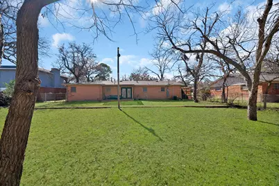 7013 Meadowbrook Drive, Fort Worth, TX 76112 - Photo 24