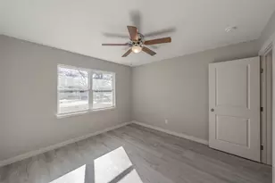 2007 Edgewood Dr, Bridgeport, TX 76426 - Photo 18