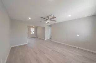 2007 Edgewood Dr, Bridgeport, TX 76426 - Photo 8