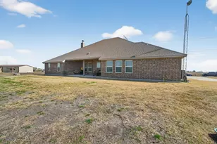 2866 Gail Dr, Farmersville, TX 75442 - Photo 36