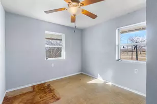 702 Main St, Windom, TX 75492 - Photo 14