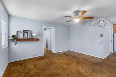 702 Main Street, Windom, TX 75492 - Photo 6