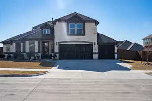 1236 Sylvia St, DeSoto, TX 75115 - Photo 2