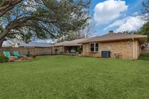 10656 Cox Ln, Dallas, TX 75229 - Photo 24