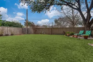 10656 Cox Ln, Dallas, TX 75229 - Photo 22