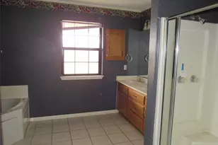 6721 Golinda Dr, Golinda, TX 76655 - Photo 8