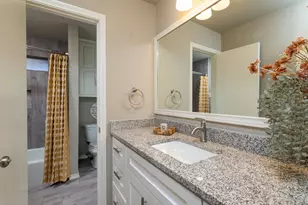 1813 Lakeside Dr, Arlington, TX 76013 - Photo 20