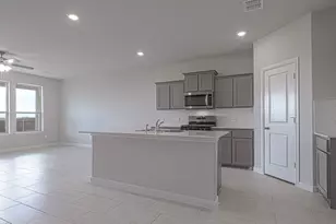 309 Potato St, Keene, TX 76059 - Photo 4