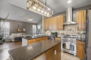 7921 Crystal Creek Cir, Fort Worth, TX 76137 - Photo 18