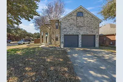 7921 Crystal Creek Circle, Fort Worth, TX 76137 - Photo 2
